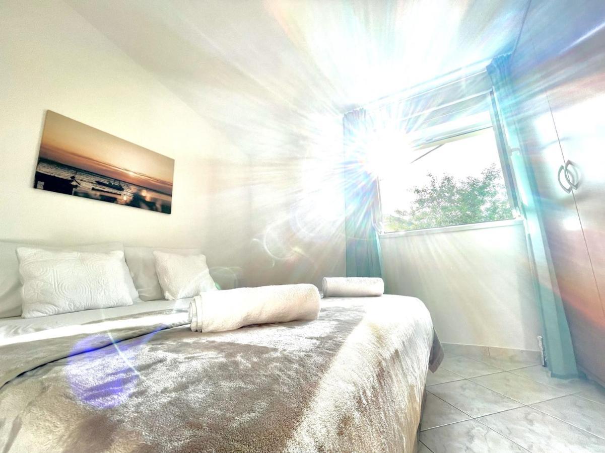 Apartments Bacak Stanici Dış mekan fotoğraf